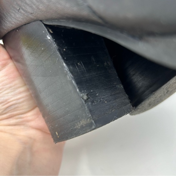 Marc Fisher LTD Black Leather Pull On Pointed Toe Ankle Boots Size 9.5 - Picture 13 of 15